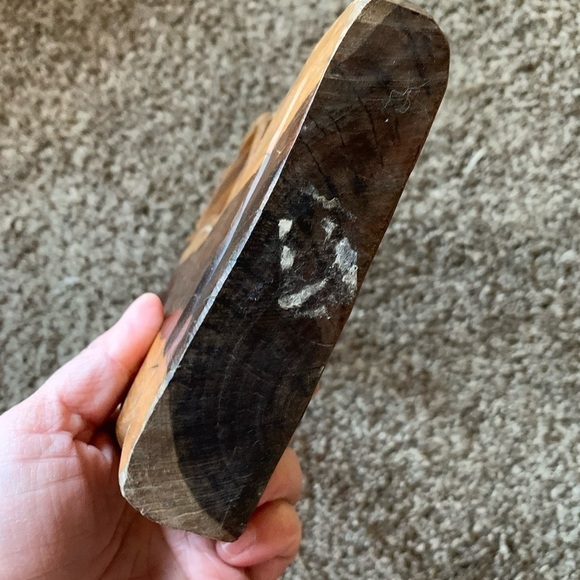 Handcarved Wooden Abstract Lovers Kissing - Picture 3 of 3